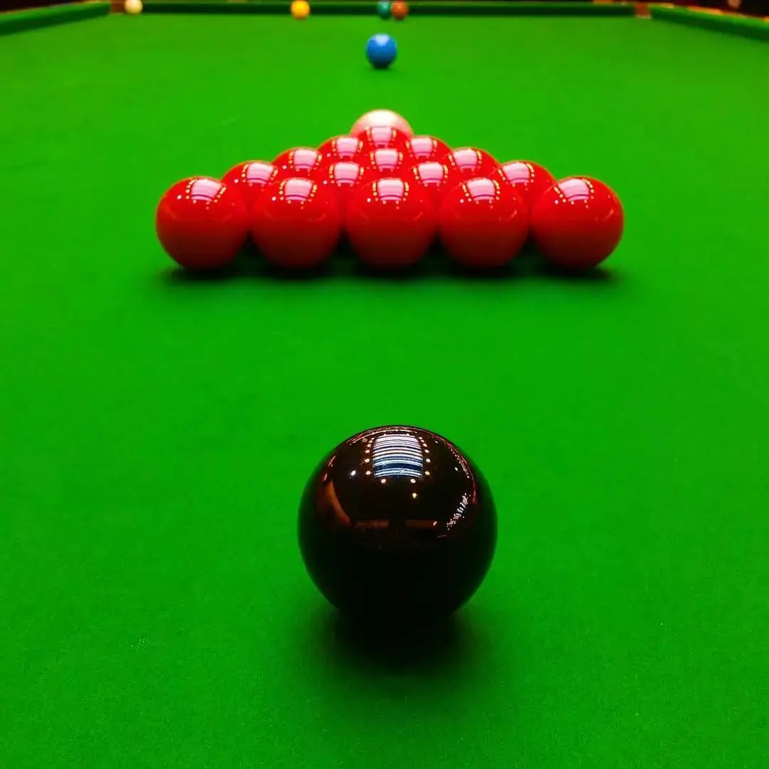 2023斯诺克北爱尔兰公开赛首轮：瓦菲激战乔伊斯，谁能在这场焦点对决中突围而出？